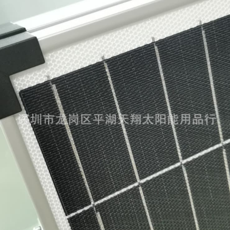 Cross-border hot selling portable solar charging panel 100W energy storage system single crystal flexible photovoltaic core panel power supply portable 4