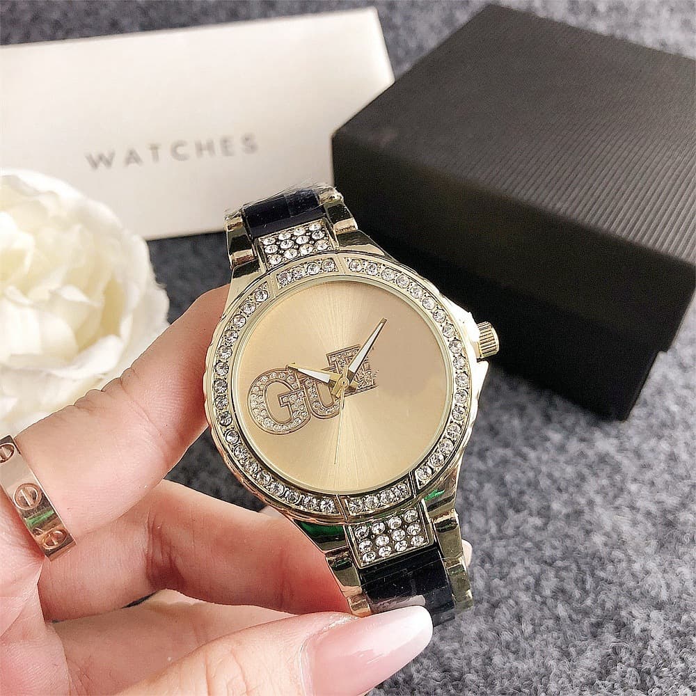 2024 Fashionable Trendy Women’s Internet Celebrity Quartz Watch Casual Temperament Korean Diamond Women’s Watch European and American Trendy Brand Watch 3
