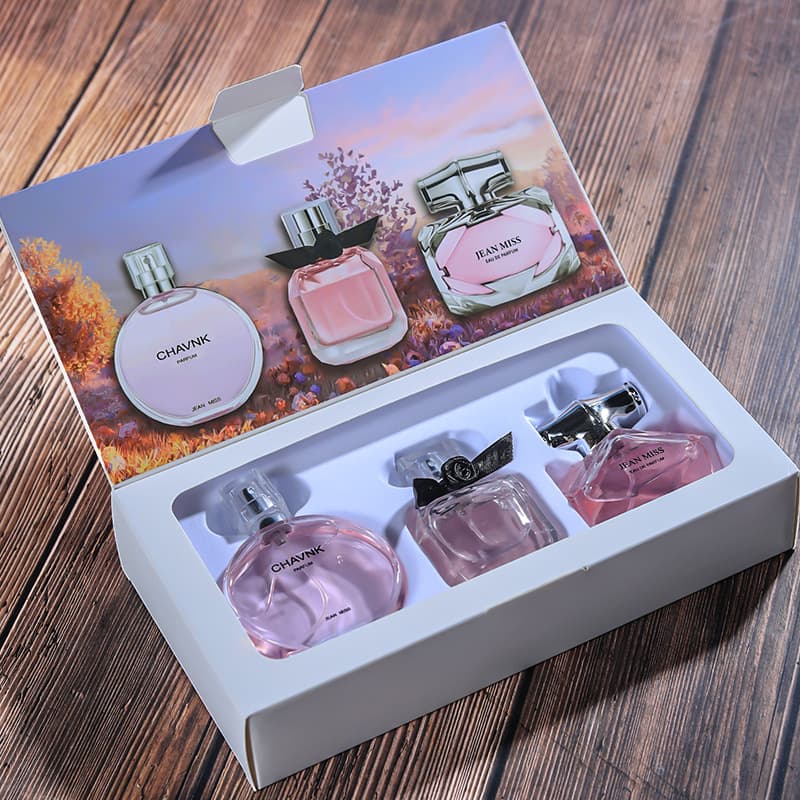 Xiaocheng Yixiang Women's Perfume Set Xinyu Three-piece Perfume Long-lasting Women's Coco Encounter Reversal Gift Box 1