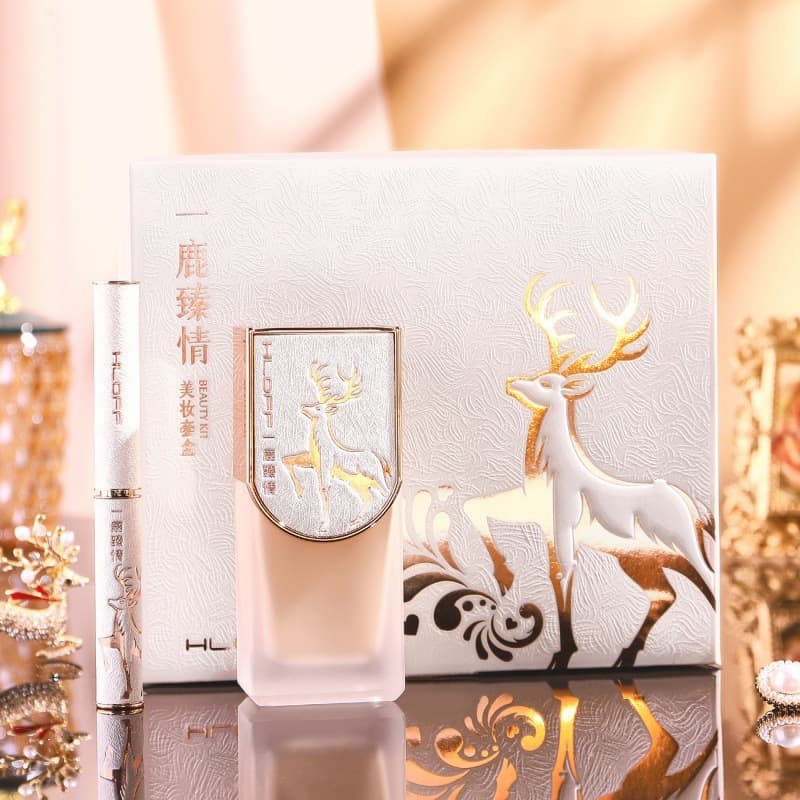 Han Luofei Yilu Zhenqing Beauty Makeup Kit Concealer Liquid Foundation Small Tube Lipstick Set Christmas Valentine’s Day Gift Box 4