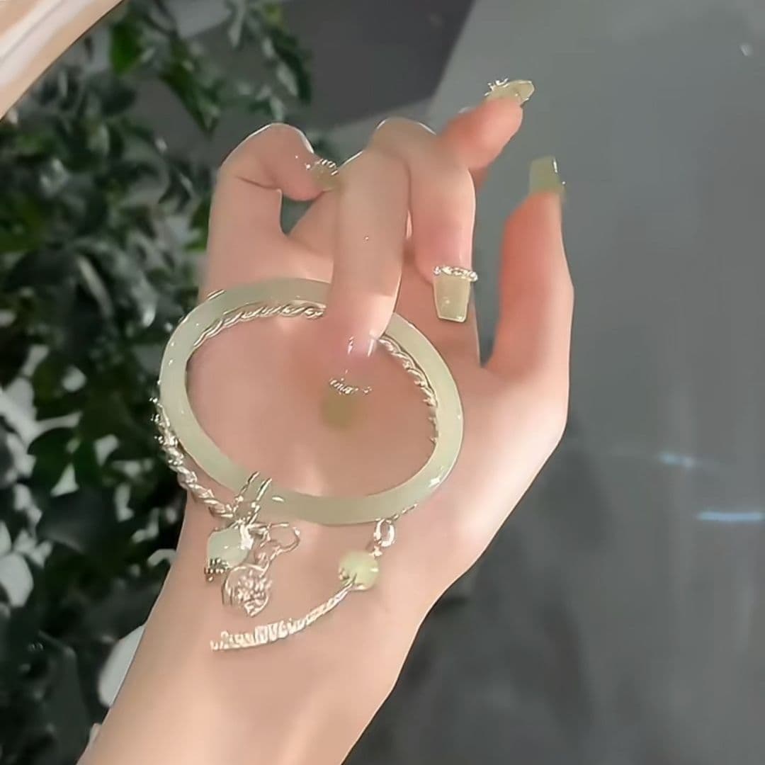 New Chinese style ancient style national trend bell bracelet women's light luxury niche exquisite bracelet high-end cold accessories tassel bracelet 2