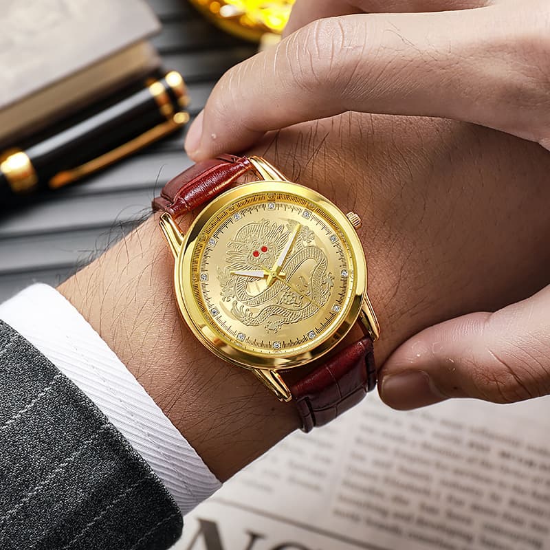 Live streaming men's watch dragon-shaped belt quartz watch waterproof watch fashion business watch commander watch gold dragon 3