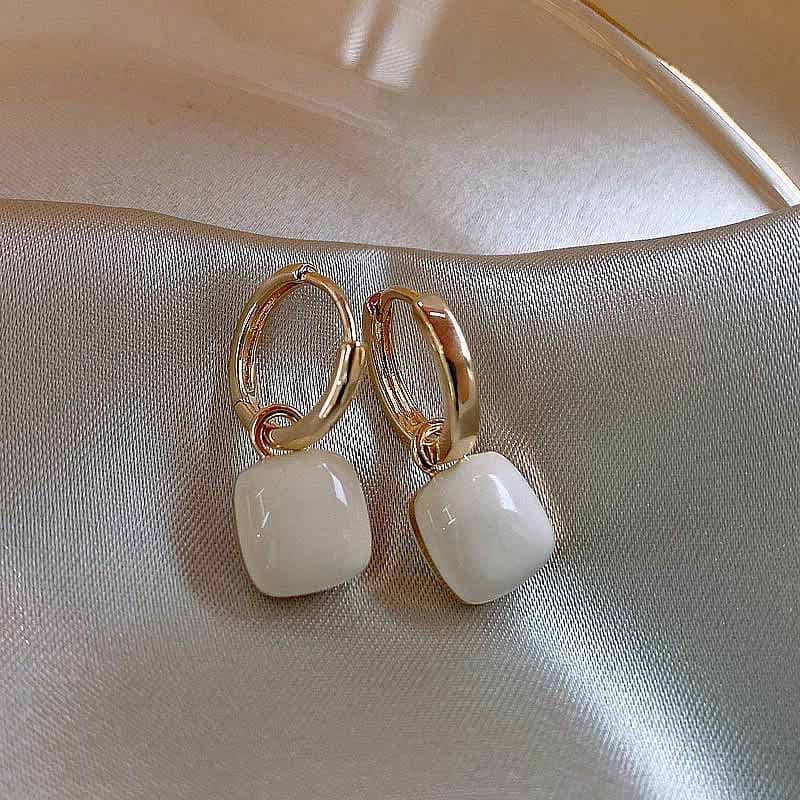 A high-end two-wear love/square oil drop earrings with simple style and ear buckle earrings 4
