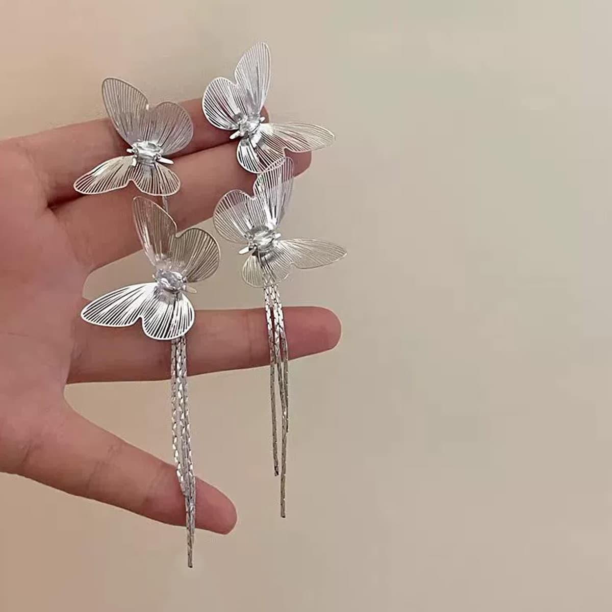 New style waterfall crow's feet long tassel earrings fashionable diamond-encrusted flowers personalized exaggerated design temperament earrings 10