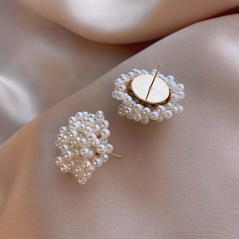 French Baroque Fireworks Pearl Earrings 2024 New Temperament High-end Niche Design Light Luxury Simple Earrings 4