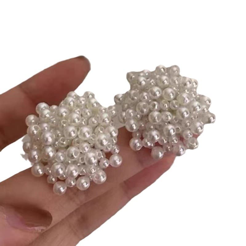 French Baroque Fireworks Pearl Earrings 2024 New Temperament High-end Niche Design Light Luxury Simple Earrings 6