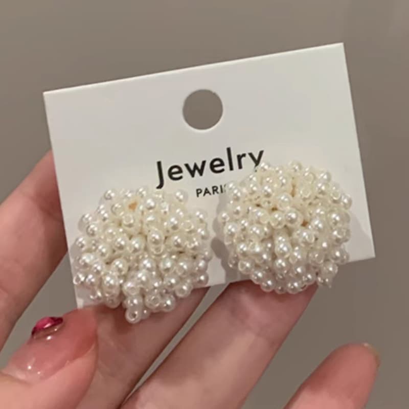 French Baroque Fireworks Pearl Earrings 2024 New Temperament High-end Niche Design Light Luxury Simple Earrings 8