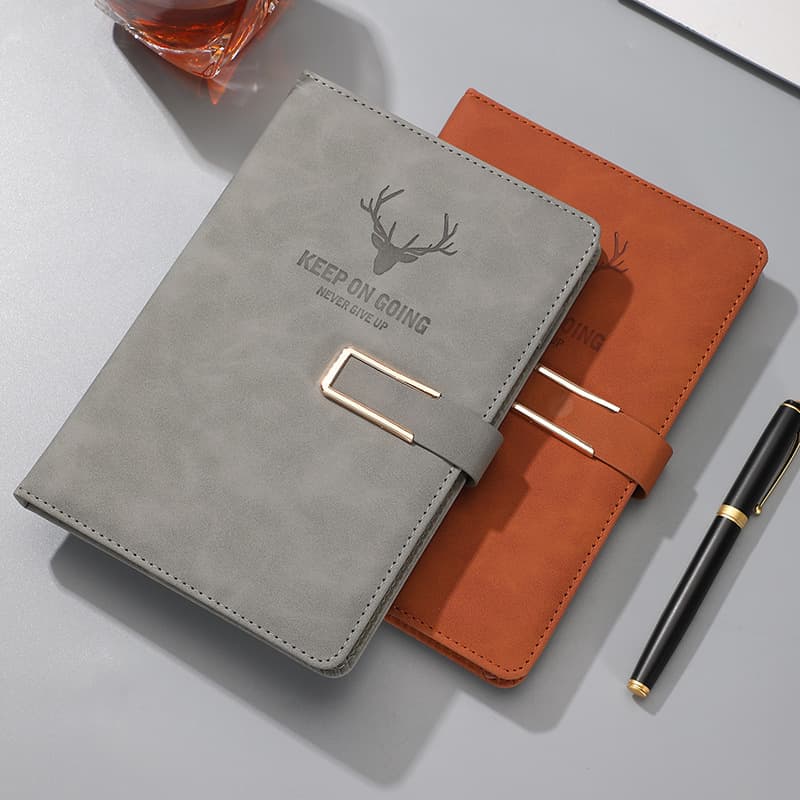Manufacturer wholesale a5 business gift set student souvenirs printable logo PU leather notebook customization 3