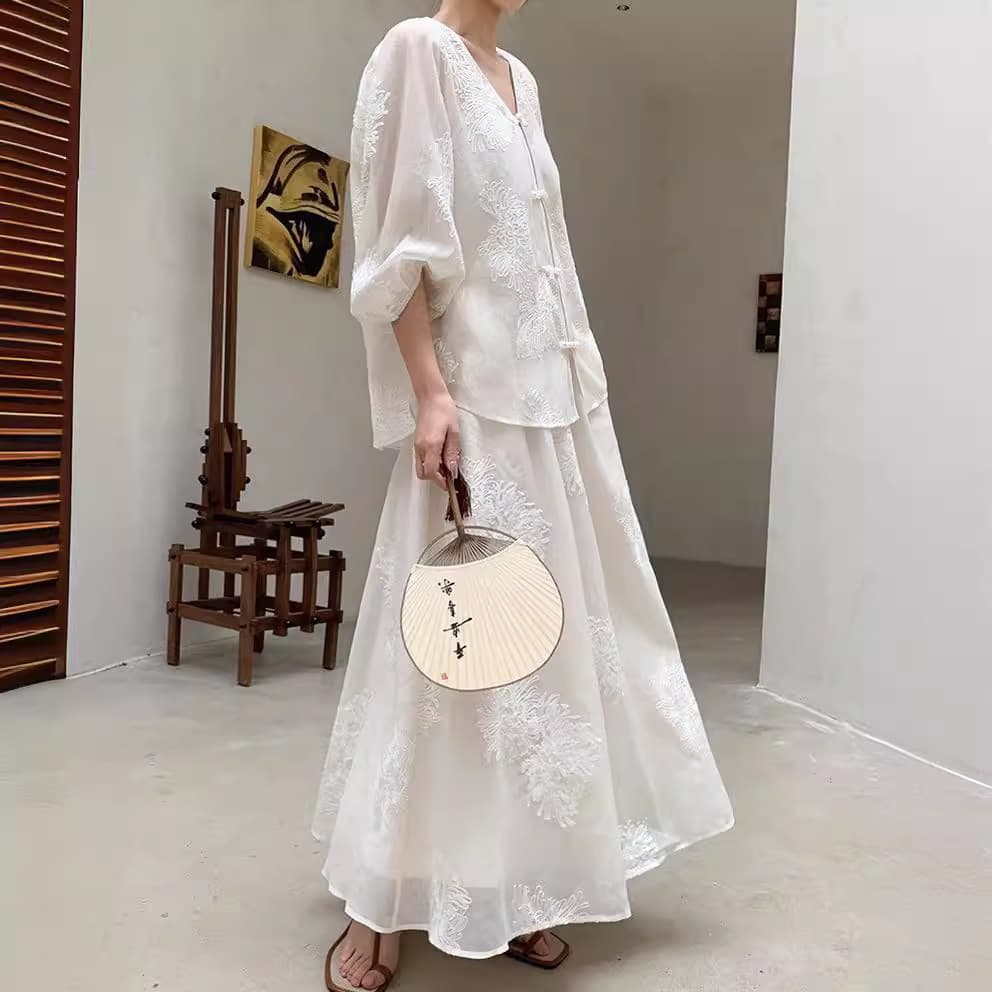New Chinese style national style fashion temperament two-piece suit for women summer new embroidered top skirt wide leg shorts trendy 3