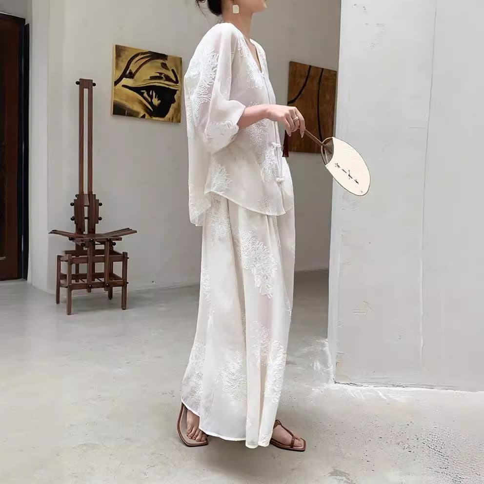 New Chinese style national style fashion temperament two-piece suit for women summer new embroidered top skirt wide leg shorts trendy 5