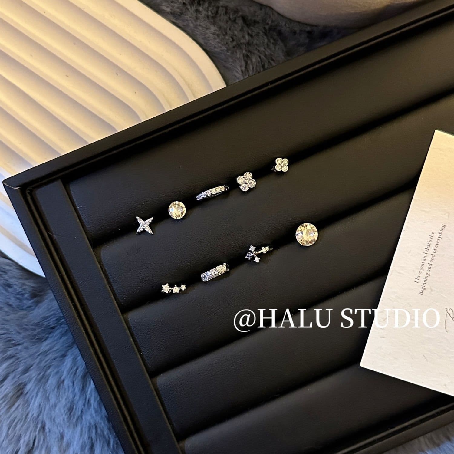 Versatile silver ear bone cochlear studs, niche design, can be matched with small and exquisite earrings 3