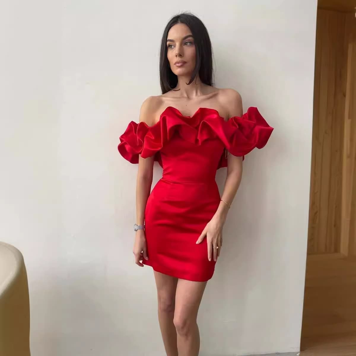 Factory direct sales European and American dress 2026 summer celebrity female ruffled sexy slanted shoulder high-end temperament dress skirt 4