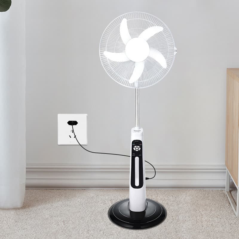 18icchse power outage emergency remote control solar electric fan charging with light 18-inch solar fan 4