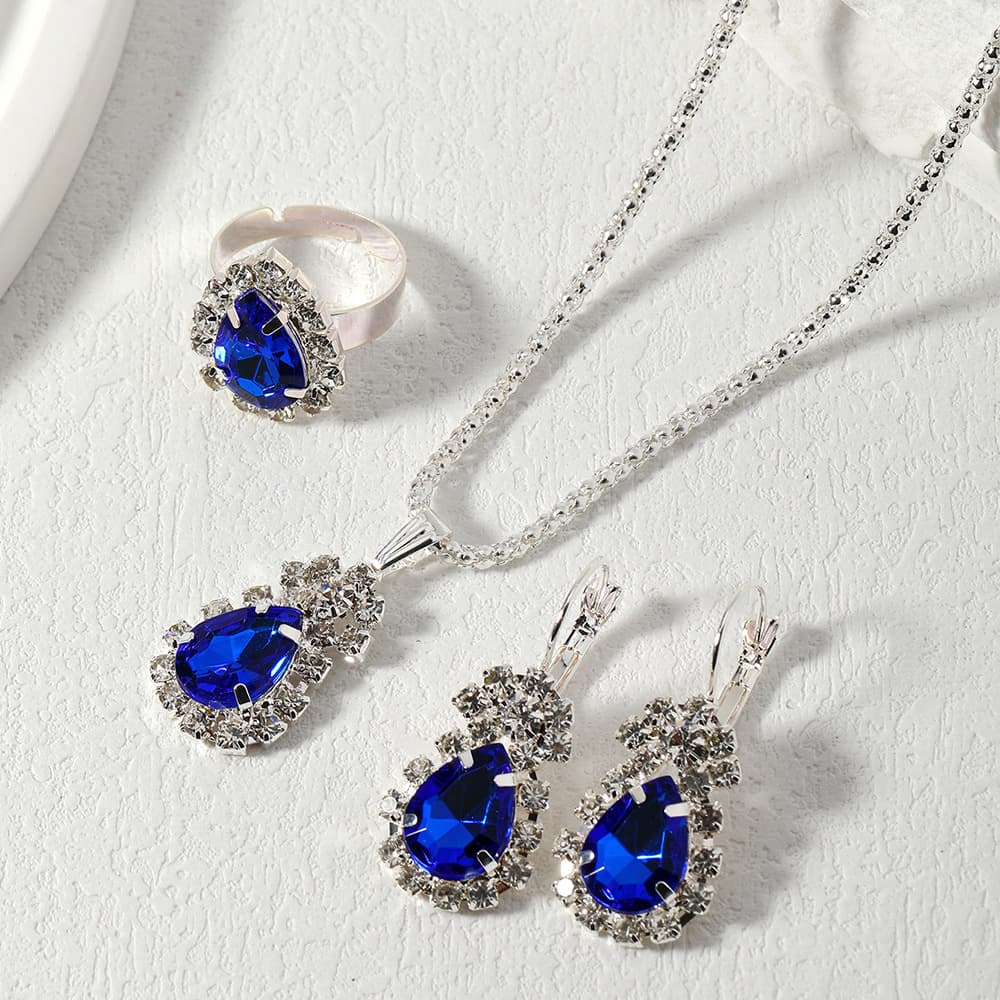 Manufacturer supply European and American cross-border popular water drop heart-shaped jewelry three-piece set necklace earrings ring diamond pendant 2