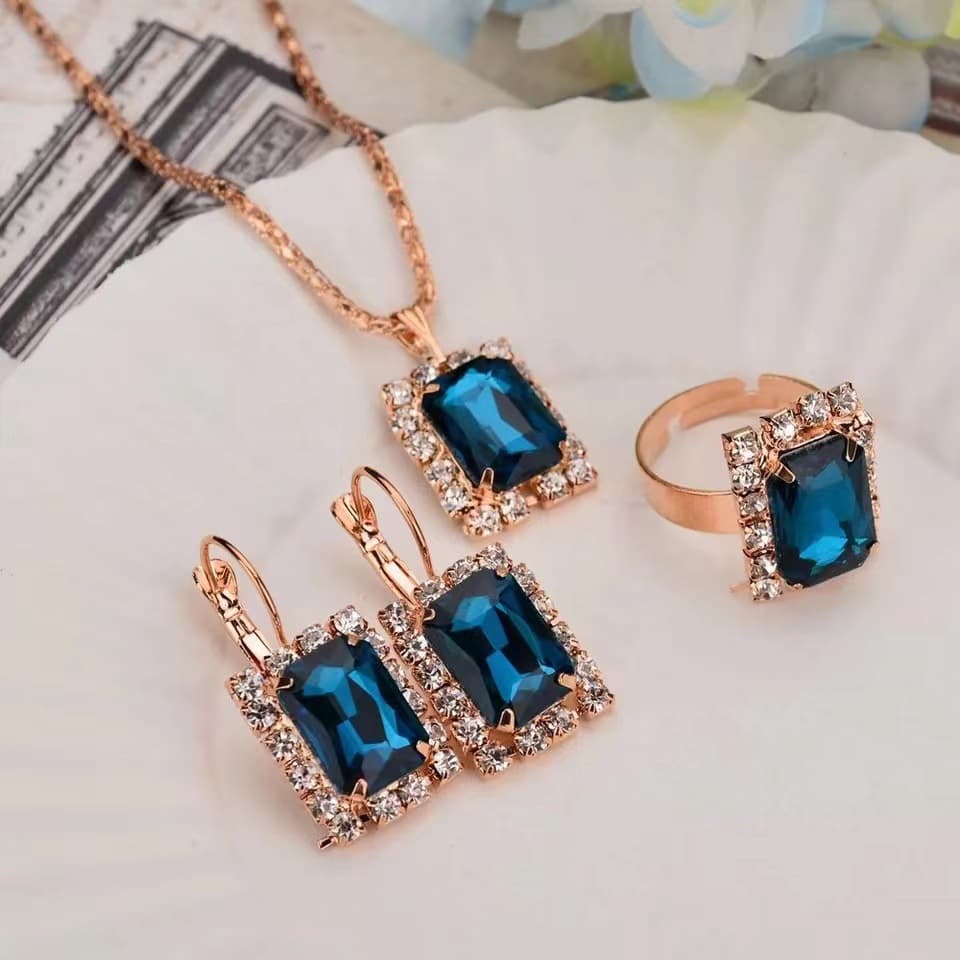 Manufacturer supply European and American cross-border popular water drop heart-shaped jewelry three-piece set necklace earrings ring diamond pendant 8