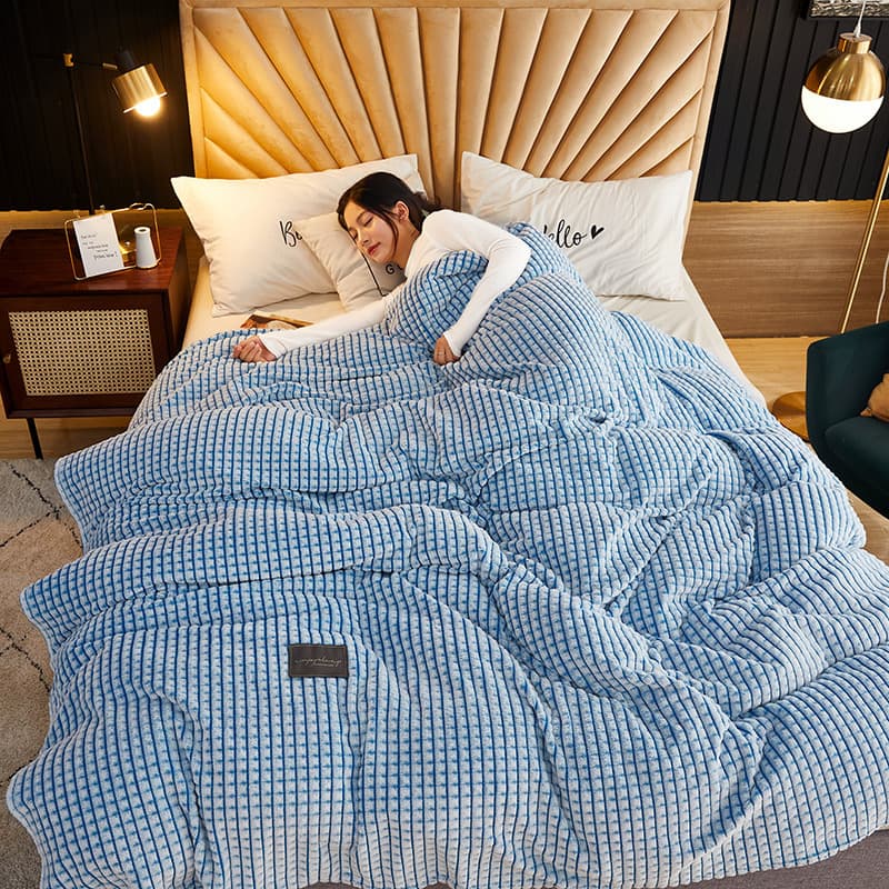 Blankets Wholesale Office Nap Blanket Coral Fleece Blanket Flannel Small Blanket Air Conditioning Blanket Gift Sofa Cover Blanket 5
