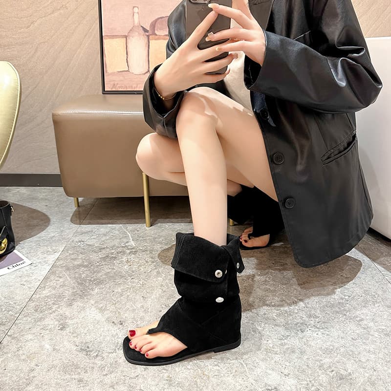 Flip-toe sandals for women summer 2025 new style lazy style Roman sandals increased retro western cowboy pile sandals 4