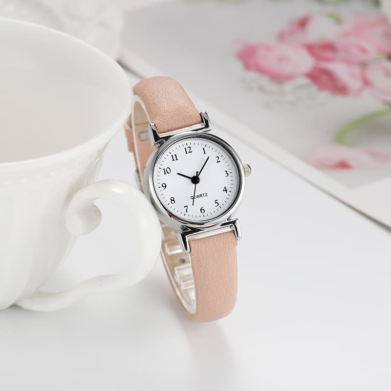 Hot cross-border men's and women's same style exam temperament fashion watch retro personalized design quartz watch factory wholesale 7