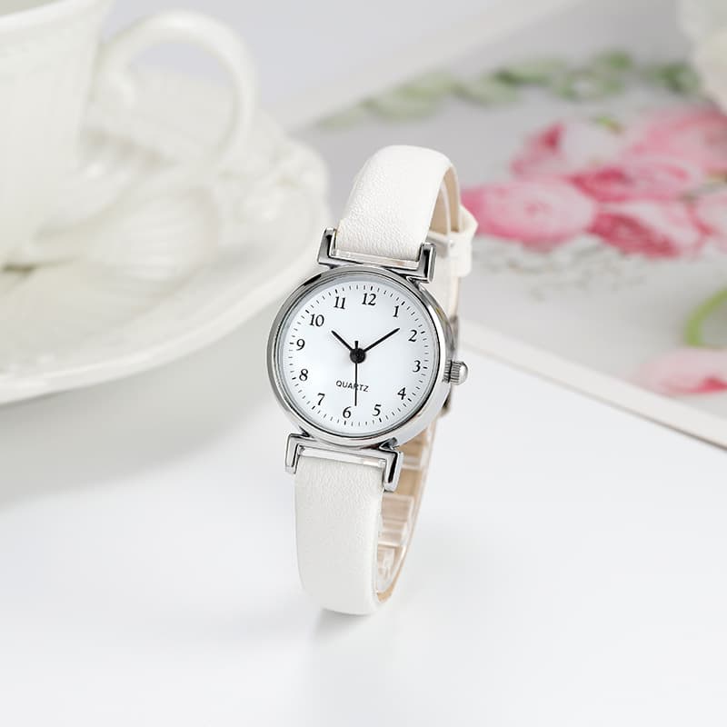 Hot cross-border men's and women's same style exam temperament fashion watch retro personalized design quartz watch factory wholesale 10