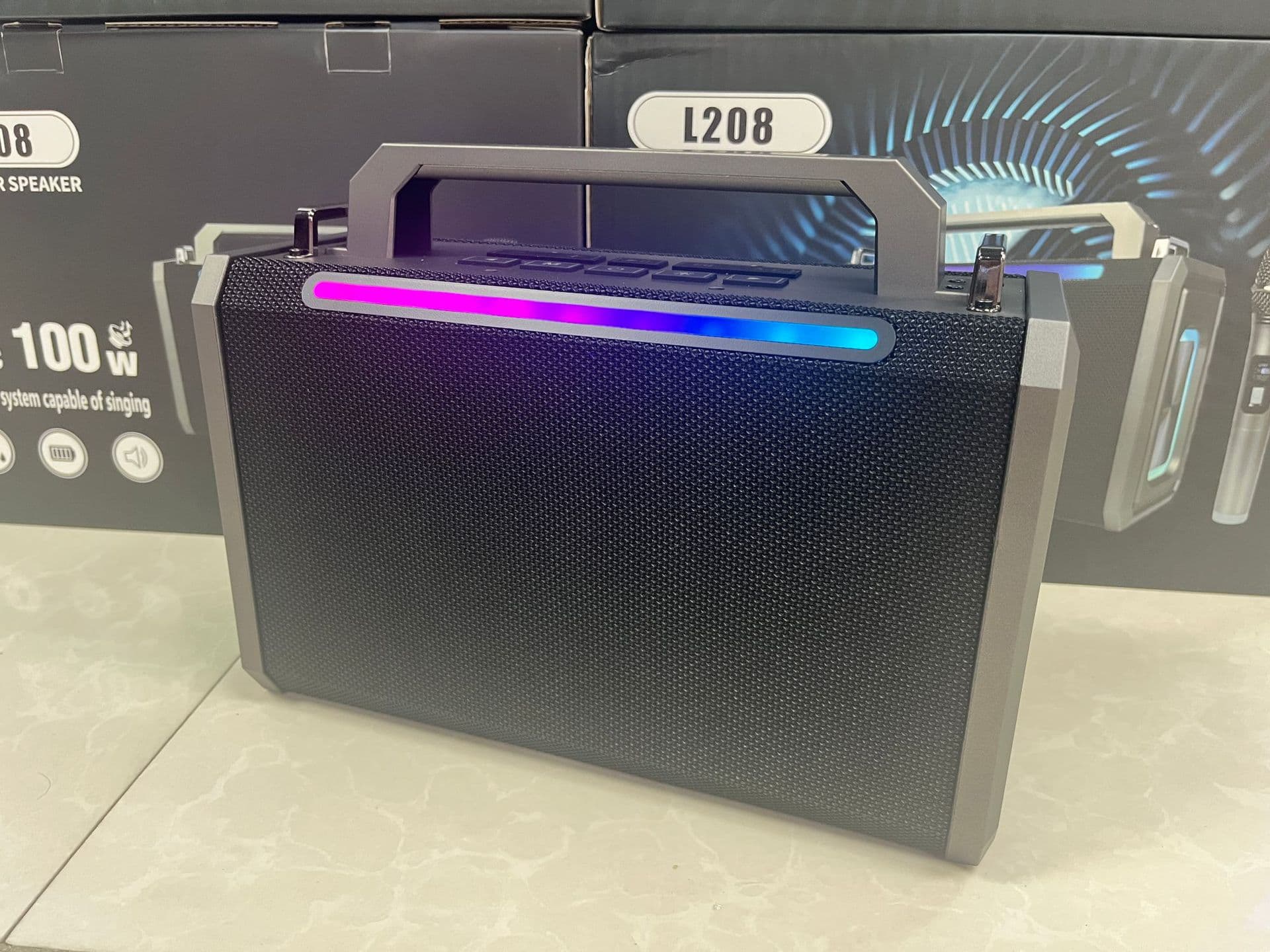 Portable portable outdoor Bluetooth speaker wireless subwoofer high power outdoor square karaoke audio L208 7