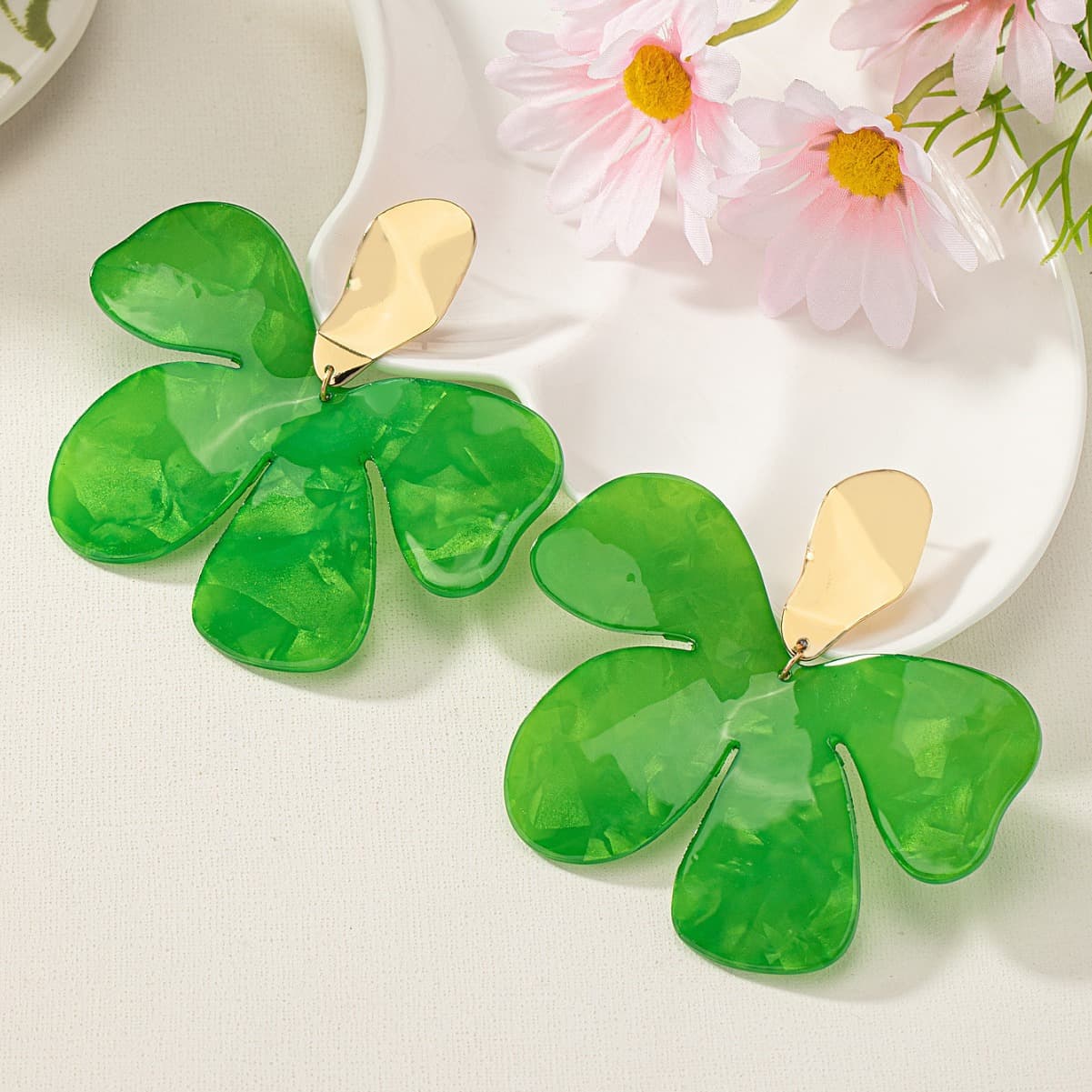 1 pair of large flower earrings, fresh and high-end, exquisite and elegant, attending banquets and parties 5