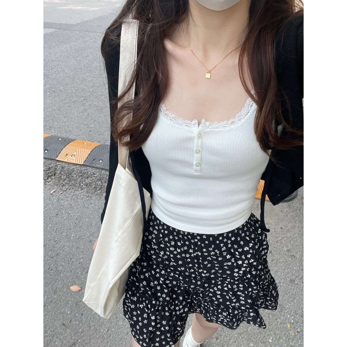 Summer three-piece lace camisole women's cardigan jacket floral skirt short skirt casual suit 2