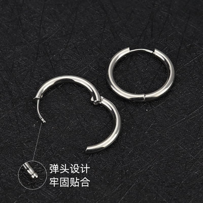 Factory direct sales earrings, simple stainless steel ear buckles, ear rings, trendy jewelry, round earrings, light luxury and high-end feel 4