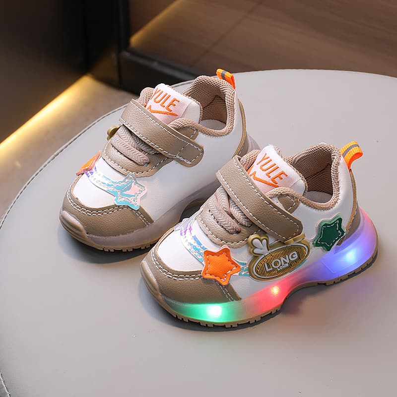 Light up baby boy shoes soft sole non-slip baby toddler shoes children's sports shoes spring and autumn girls leather surface 0-1 years old 3 7