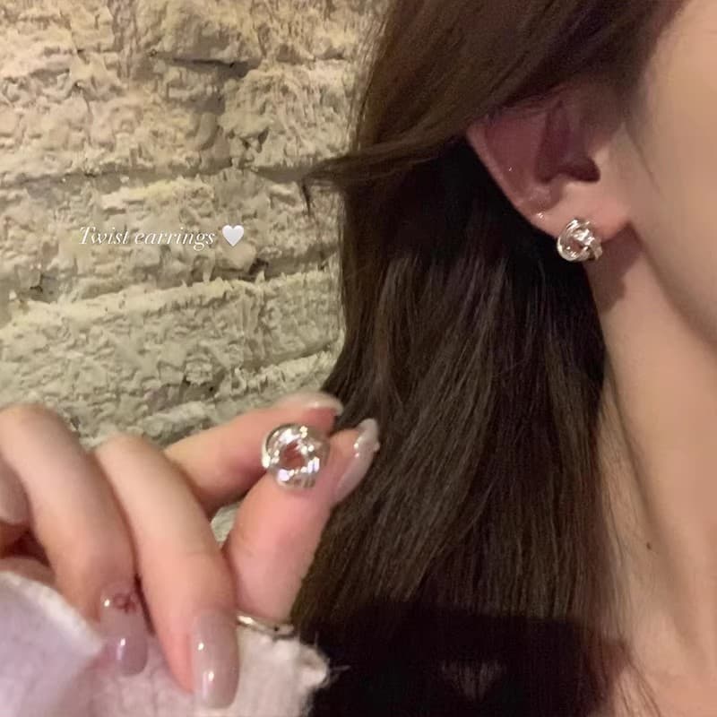 Silver needle ear piercing cat's eye stone earrings six-piece set for sleeping without removing ear bone nails design niche earrings accessories for women 8
