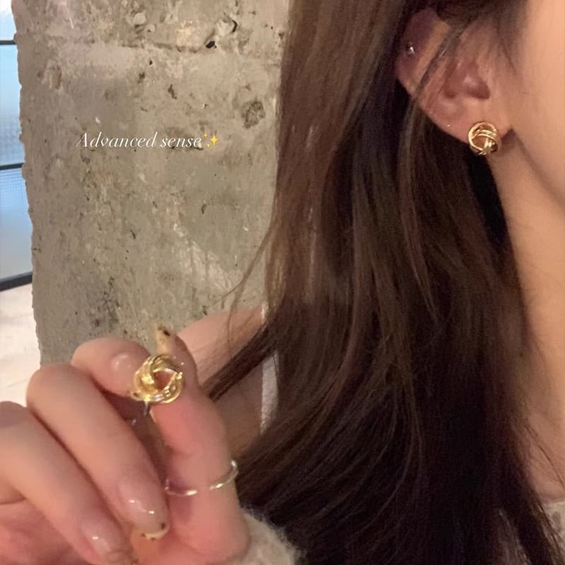 Silver needle ear piercing cat's eye stone earrings six-piece set for sleeping without removing ear bone nails design niche earrings accessories for women 9
