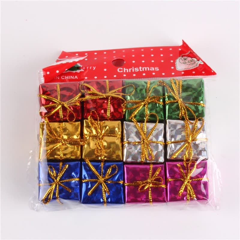 Foam gift bag Christmas decoration supplies Christmas pendant electroplated aluminum paper laser gift bag three-dimensional foam gift 4