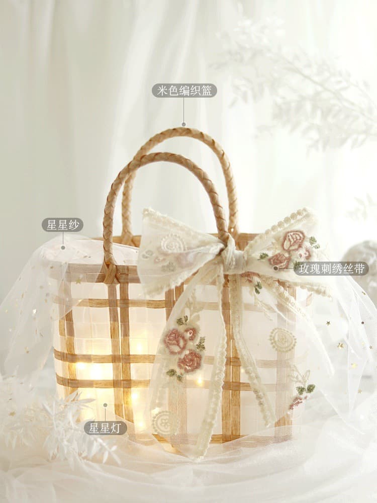 Souvenir female bridesmaid gift box girl heart high-end ins birthday gift box Mother's Day empty box basket handbag 9