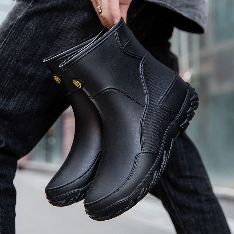 Waterproof fashionable men's rain boots rain boots water shoes short tube car wash non-slip waterproof rubber shoes Korean style 4