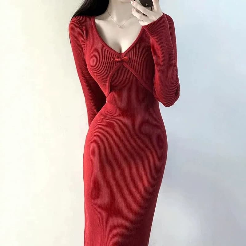 Autumn and winter new Chinese style retro red improved knitted cheongsam disc buckle slimming slim Chinese style young style hip skirt 4