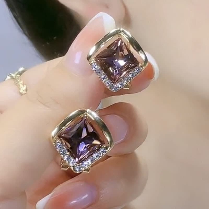 Korean style temperament rhombus purple pink diamond crystal earrings, small, exquisite and simple earrings, high-end fashion trend earrings for women 4