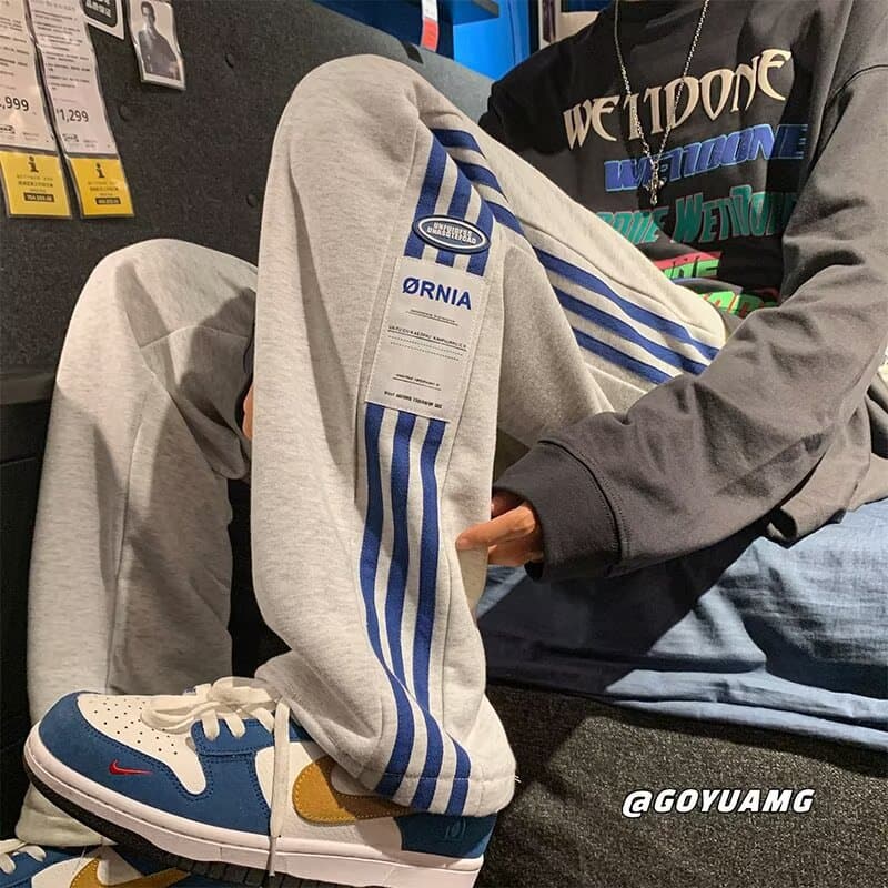 American high street trousers for men in autumn and winter new trendy brand sports pants for teenagers loose straight casual trousers 7