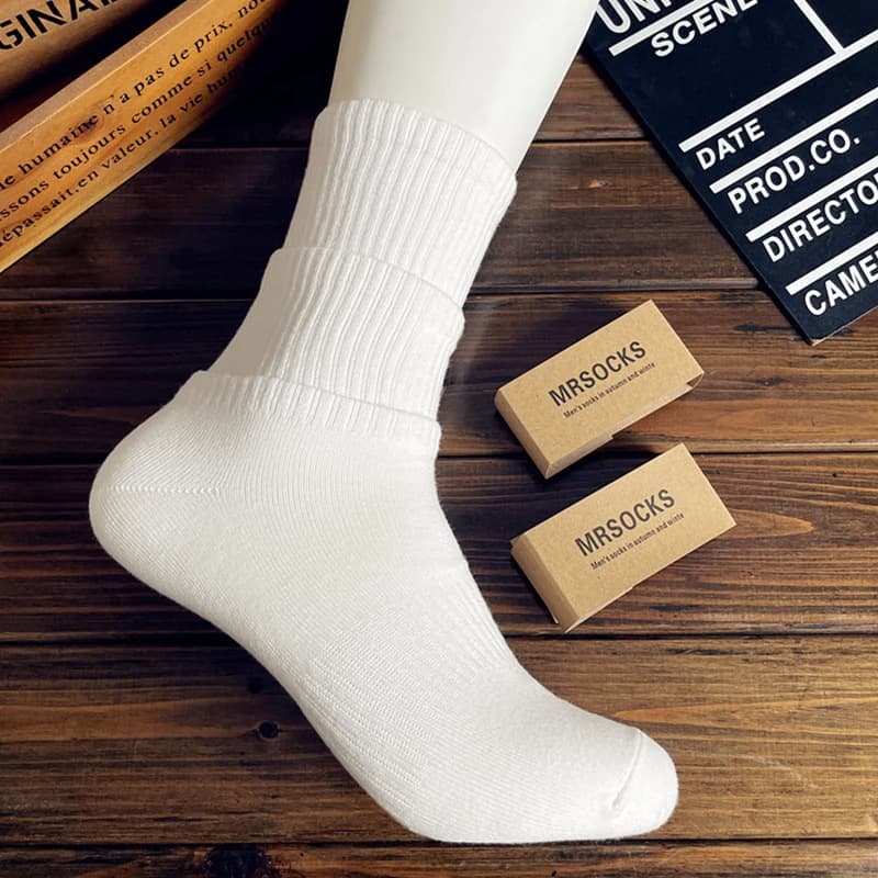 100% pure cotton Xinjiang cotton socks men's and women's sports socks black and white solid color spring and autumn four seasons student couple deodorant socks 4