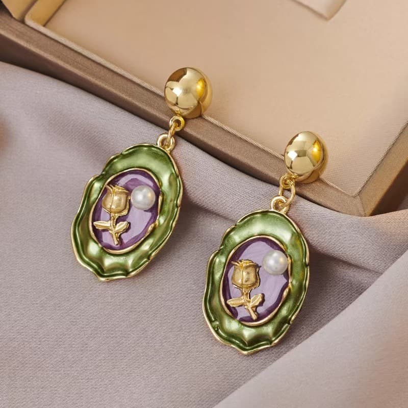 French retro green oil painting antique flower earrings light luxury palace style earrings baroque pearl earrings 3