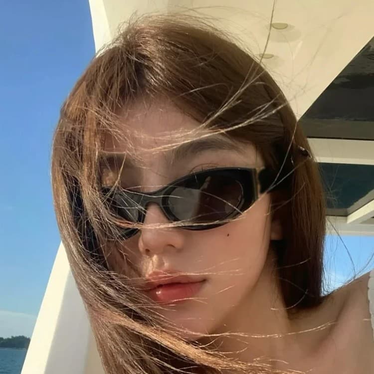 New fashionable Miaojia sunglasses for women, anti-UV sunshade glasses, high-end cat-eye plate sunglasses smu11w 3