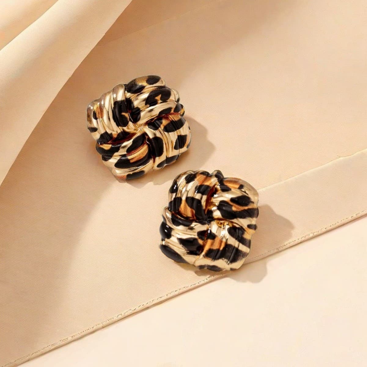 European and American cross-border supply bohemian style leopard print earrings geometric square earrings for daily wear by women 3