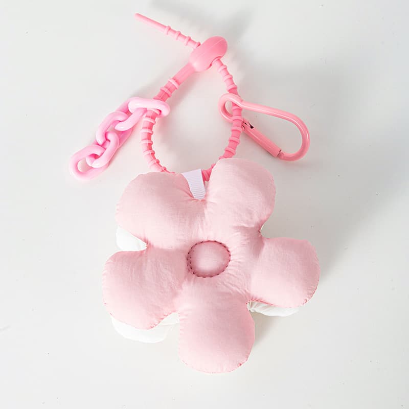 Fashion internet celebrity ins style bag pendant, cute flower two-color keychain pendant, personalized trendy car accessories 6