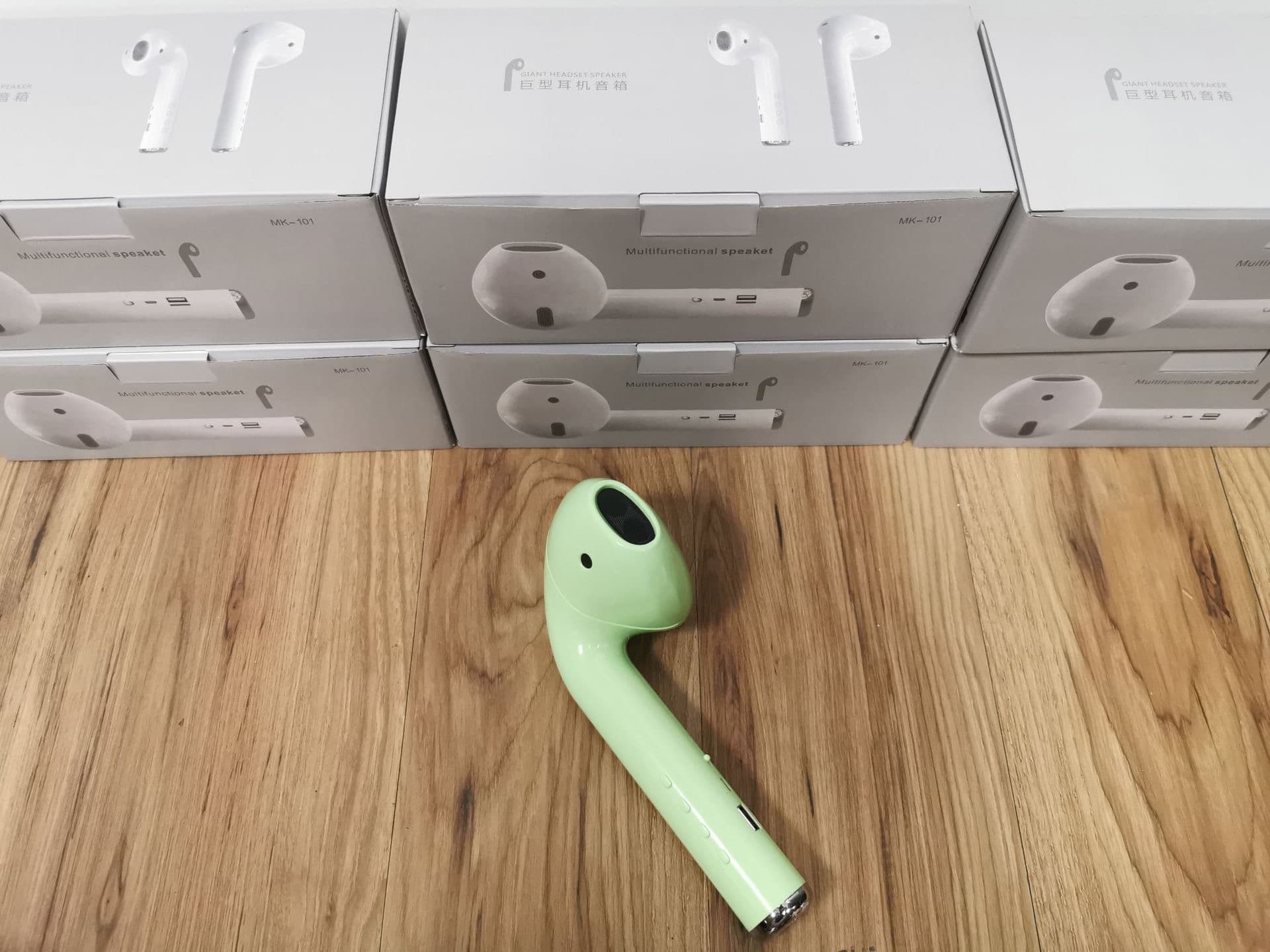 Source manufacturer extra large decorative giant headphone speaker large wireless macaron headphone appearance bluetooth speaker 10