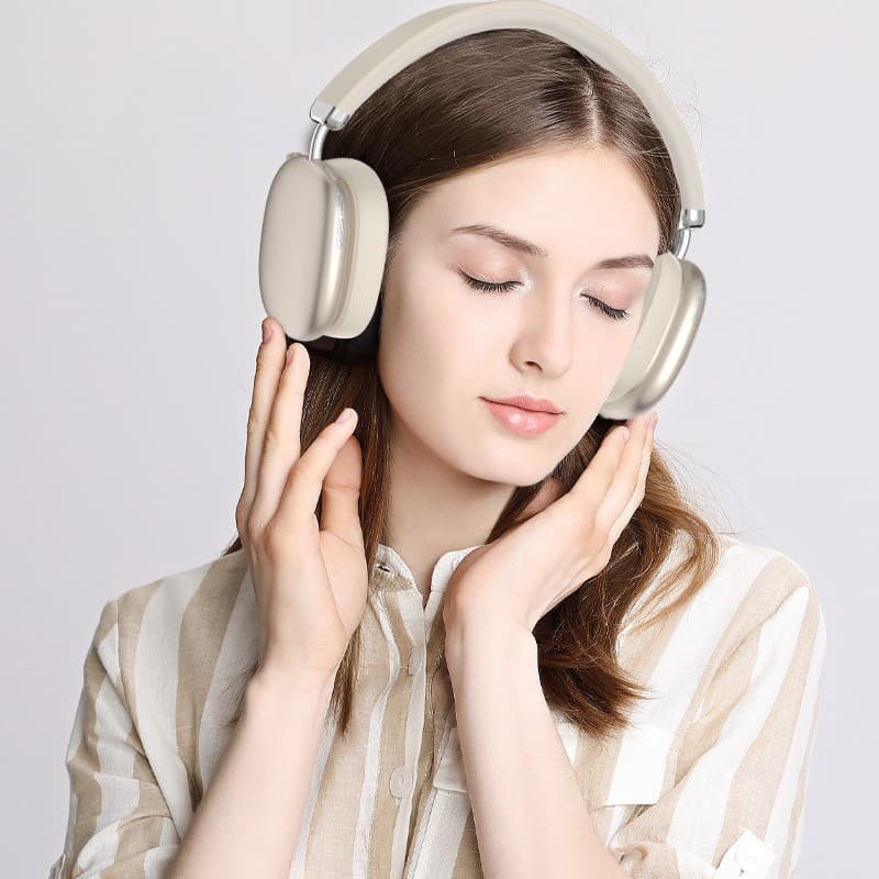 Cross-border hot-selling headphones, active noise reduction, detachable magnetic earmuffs, ultra-long battery life, Bluetooth headphones 3