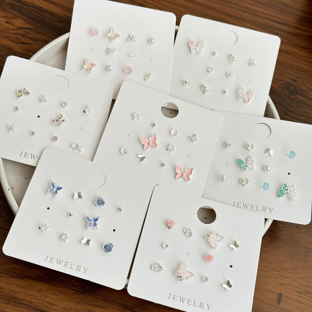 Sweet and cute silver needle small and exquisite alloy stud earrings niche design new set ins fresh butterfly earrings 1
