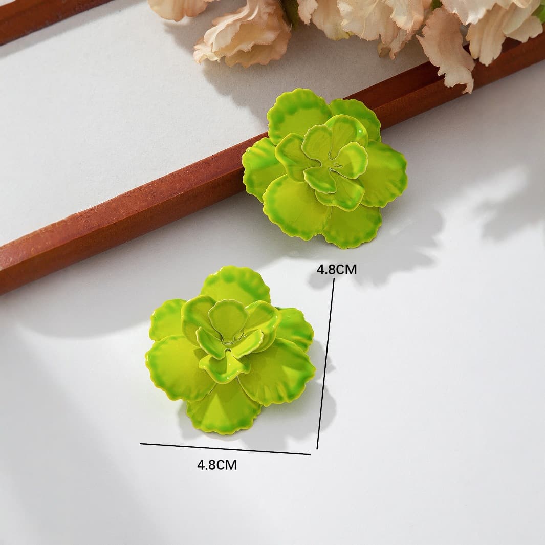 A pair of fashionable three-dimensional flower personalized high-end earrings for women, daily holiday wear cross-border gifts 3