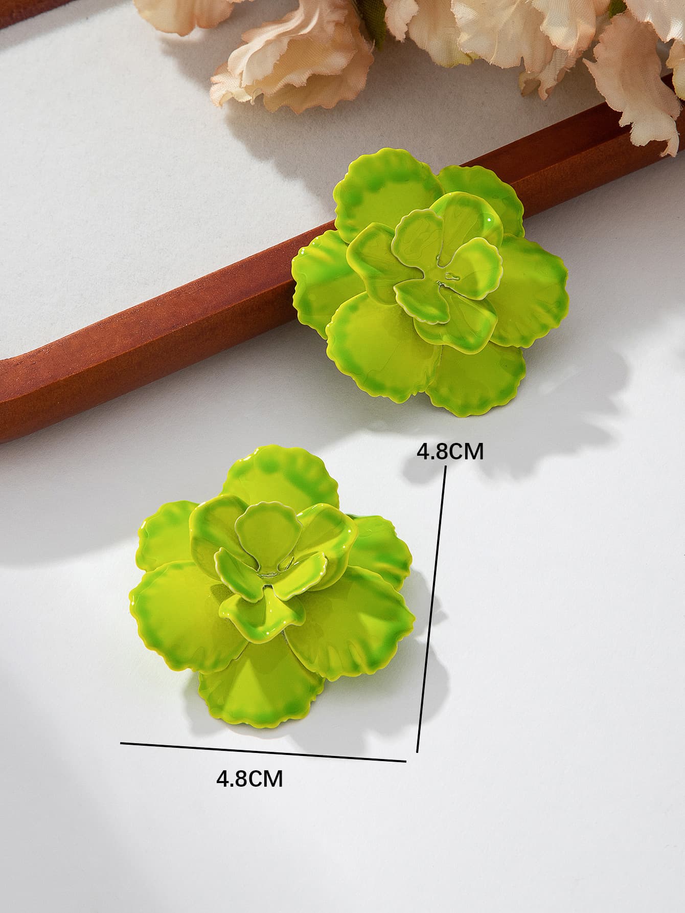 A pair of fashionable three-dimensional flower personalized high-end earrings for women, daily holiday wear cross-border gifts 7