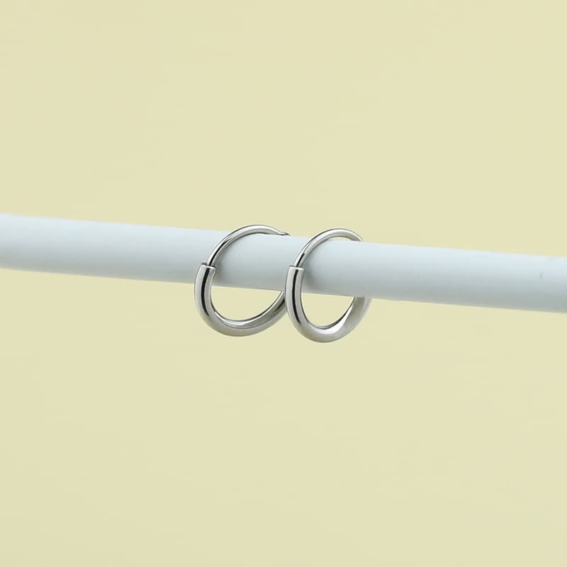 Minimalist 18k gold ring earrings, high-end ear piercing, stainless steel slimming large earrings, no need to remove ear bone rings for sleeping 9
