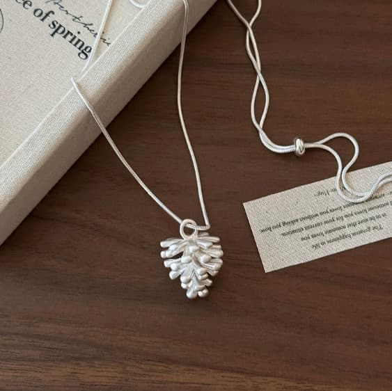 Minimalist style water drop pendant necklace for women in autumn and winter, versatile simple and fashionable casual long sweater sweater chain 7