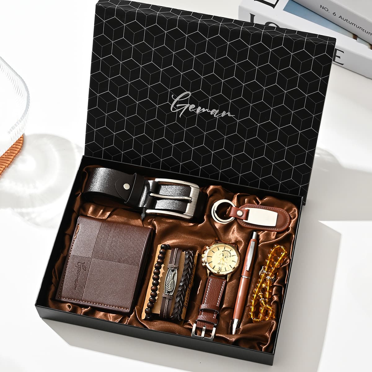 Cross-border business gift set, trendy leather belt, simple wallet, gift box, watch, perfume, practical keychain, pen creation 4