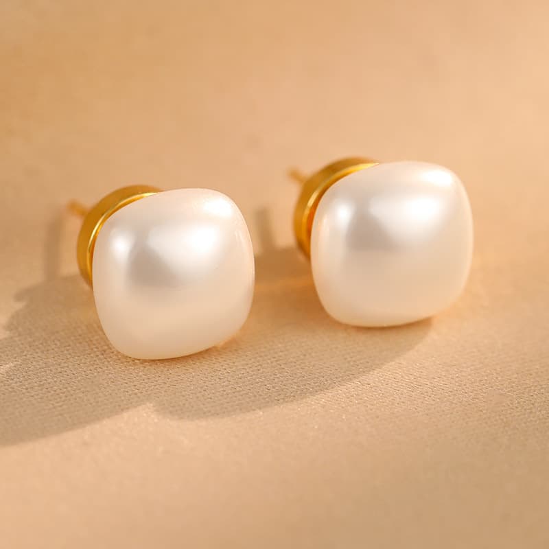 S925 silver needle exquisite high-end square pearl earrings French niche design temperament internet celebrity earrings earrings for women 9